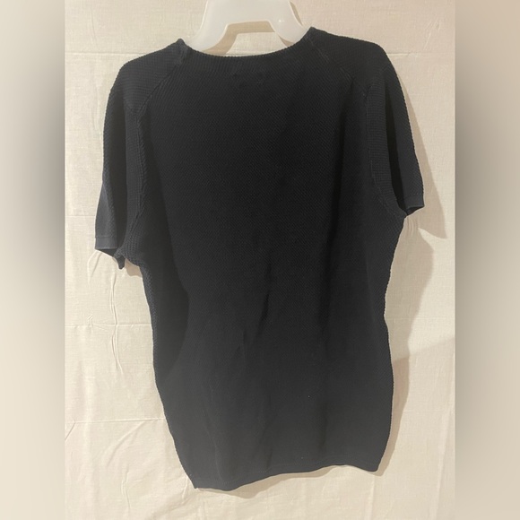 Massimo Dutti womens tee shirt. Black size large - Picture 4 of 4